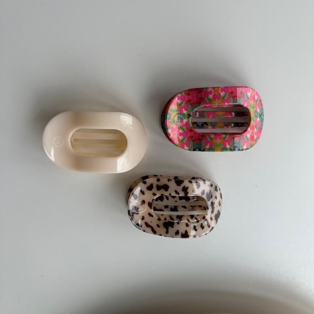 Set of 3 Teleties Medium Flat Round Hair Clips 3.9” Long